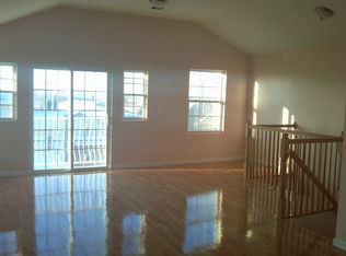 300 Terrace Ave, Jersey City, NJ 07307