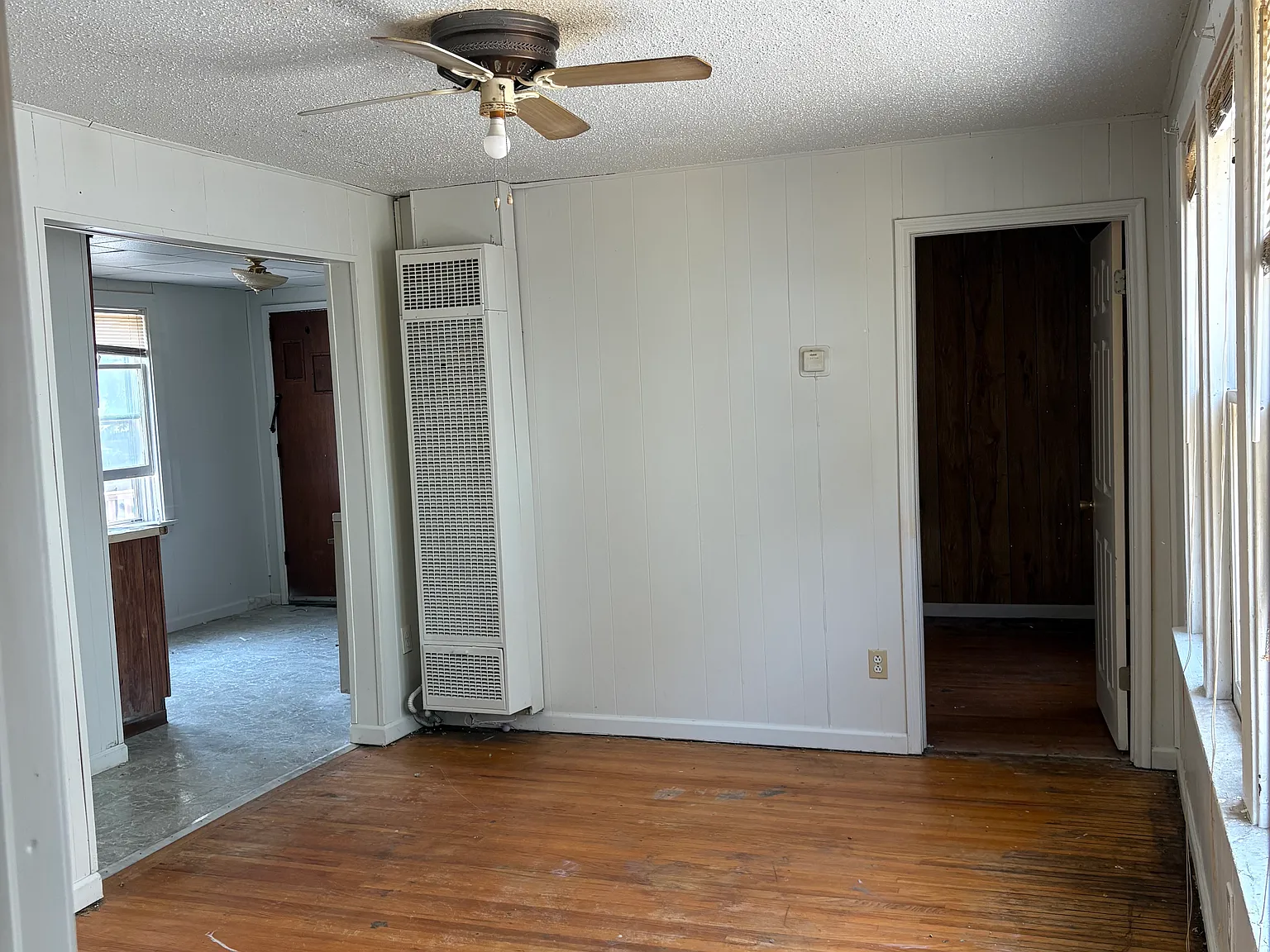 2 bed, $1,200 — Photo 2
