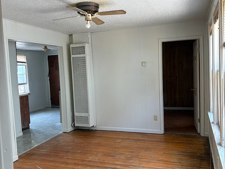 1345 E Lovejoy St #2 — Photo 2