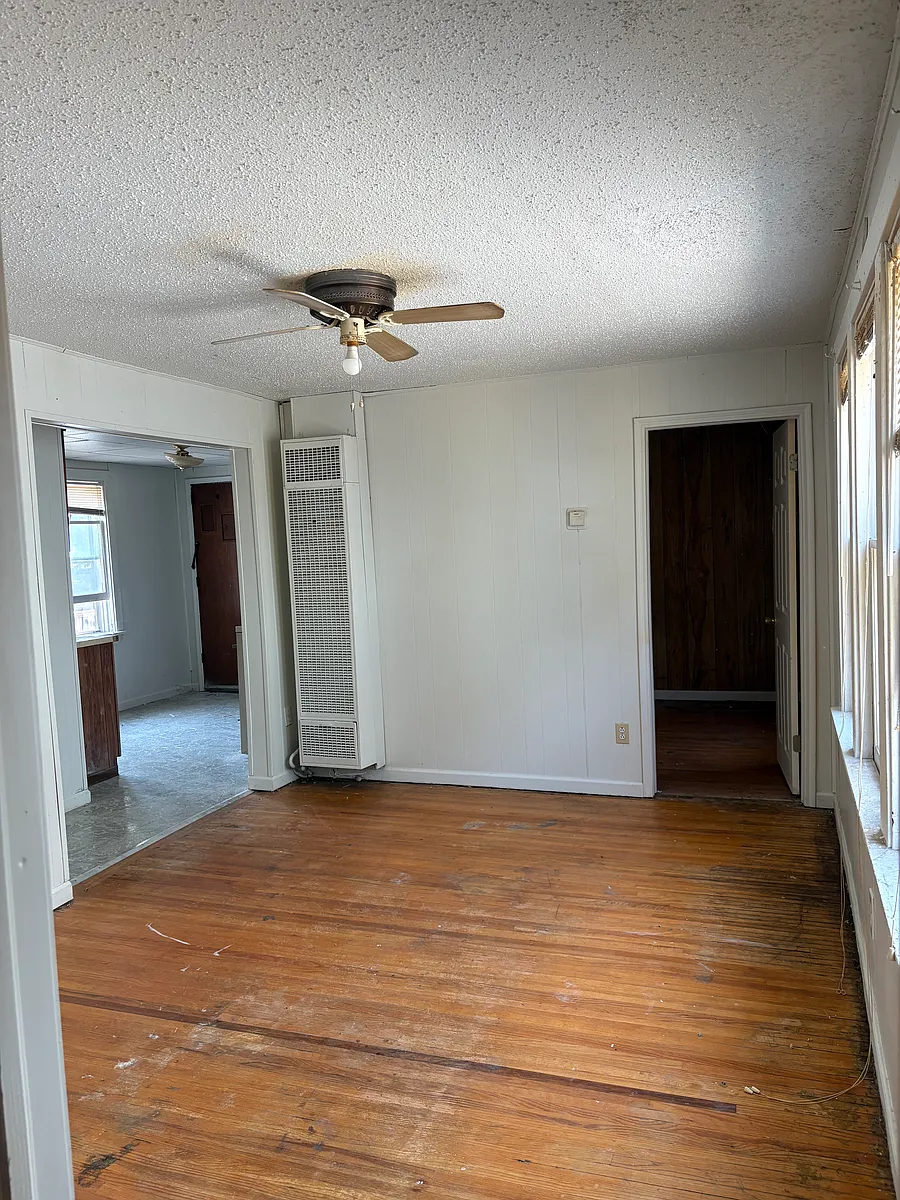 Building Photo - 1345 E Lovejoy St #2