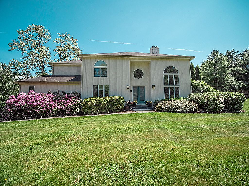 335 Sterling Ter, Yorktown Heights, NY 10598 Zillow