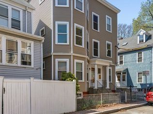 3 Sacramento Pl #2, Cambridge, MA 02138