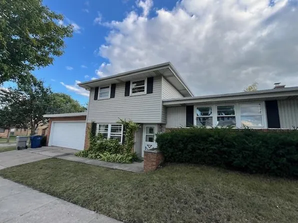 2501 West Barnard Avenue, Milwaukee, WI 53221