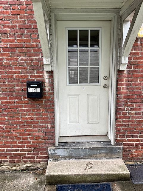 1st image of 115 W 3rd St #B