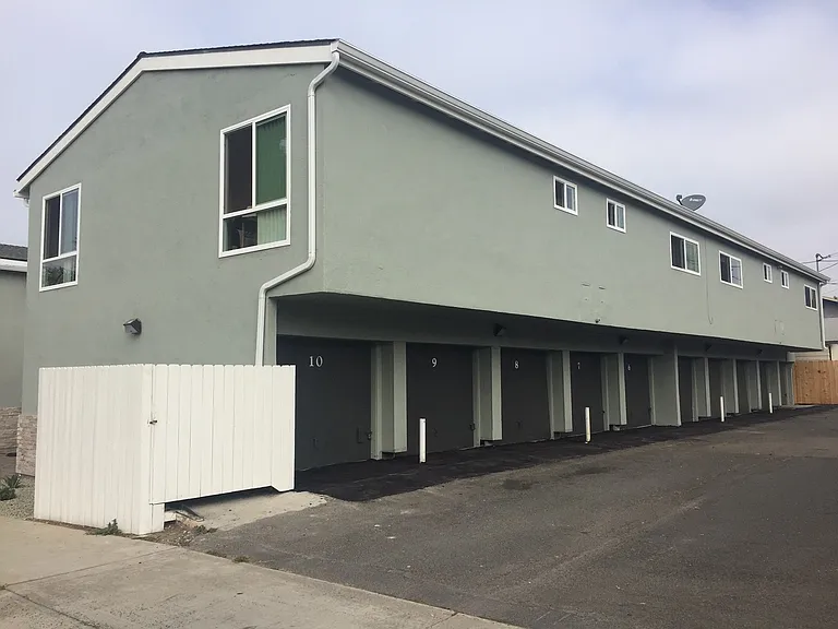 806 Surfrider Way #J — Photo 7