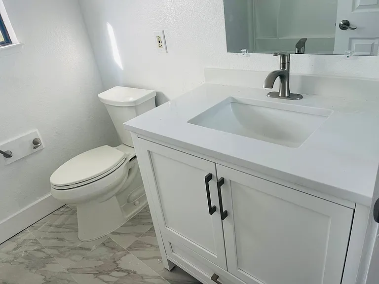 215 Hillcrest Ave #1 — Photo 39