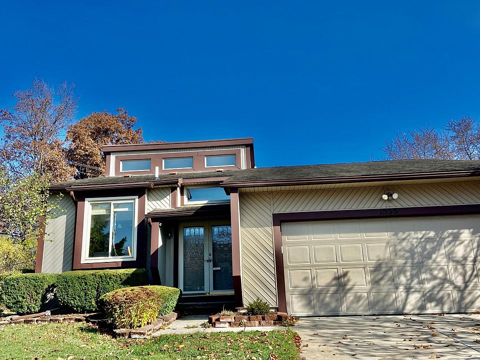 1st image of 1555 Northbrook Dr