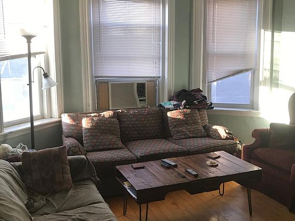 Living Room view from entrance