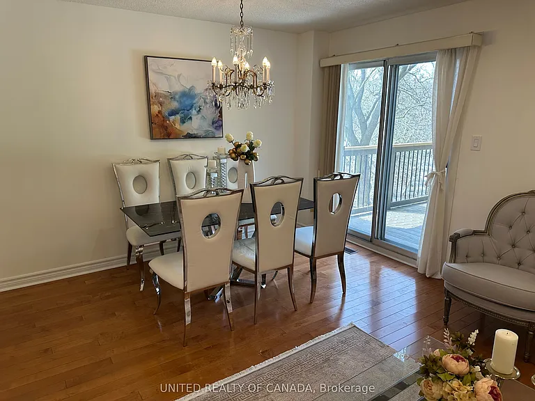 102 Baywood Ct — Photo 8
