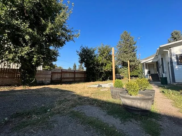 2 bed, 900 sqft, $1,550 — Photo 3