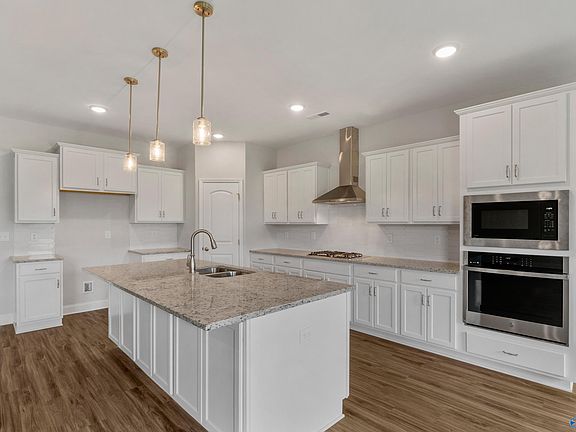 2nd image of 203 Slade Thomas Dr
