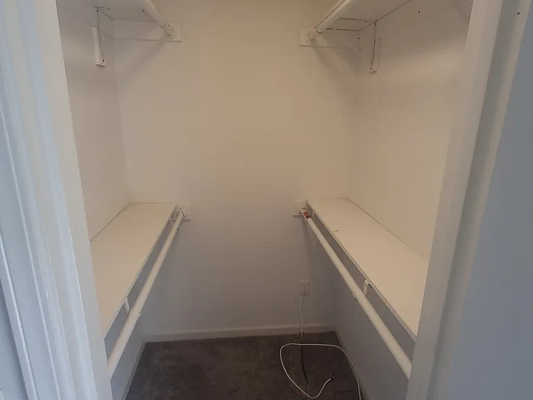 2146 Country Walk Way SE #B — Photo 18