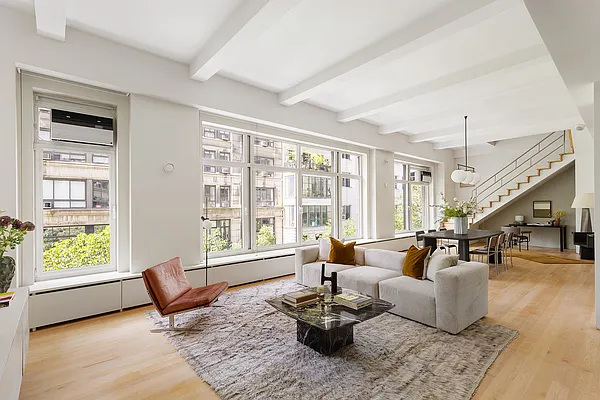 Sold by Compass | media 1