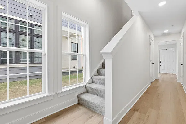 3 bed, 1887 sqft, $3,200 — Photo 4