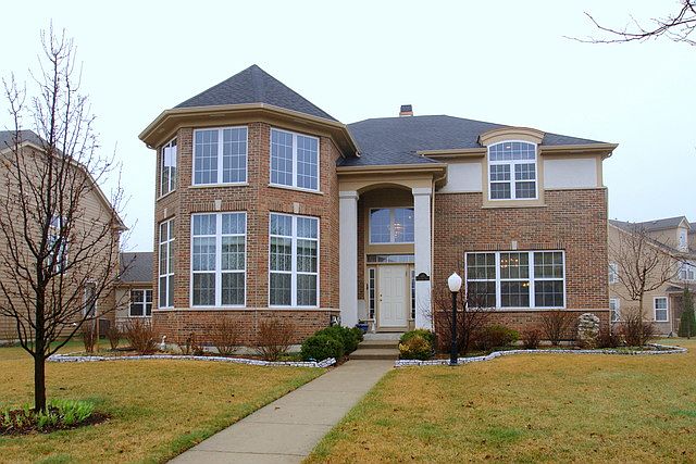 1st image of 311 E Connors Trl