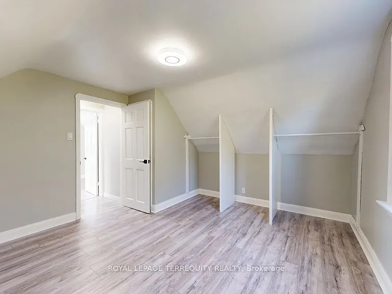 77 Glenburn Ave — Photo 16