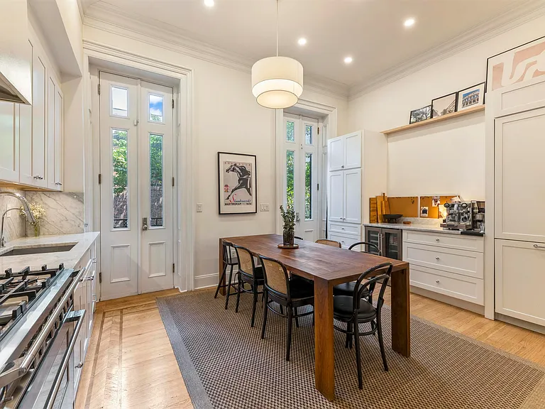 8 Paulmier Pl — Photo 10