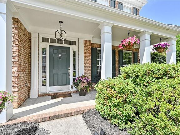 3rd image of 1206 Bickham Way SE