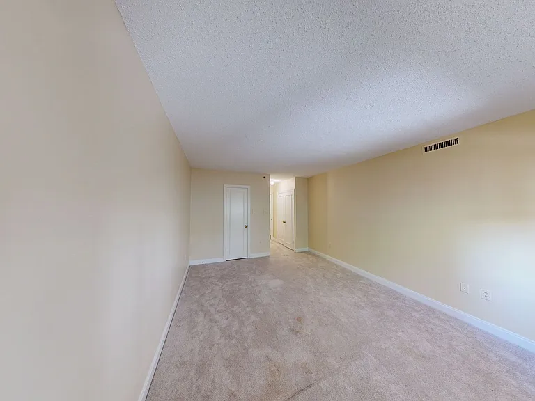 4550 N Park Ave #203 — Photo 10