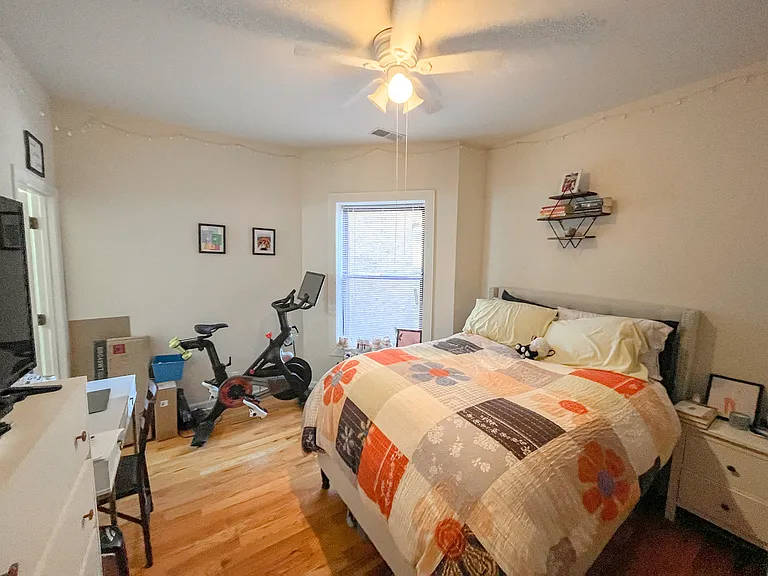4022-24 N. Sheridan Rd. — Photo 5