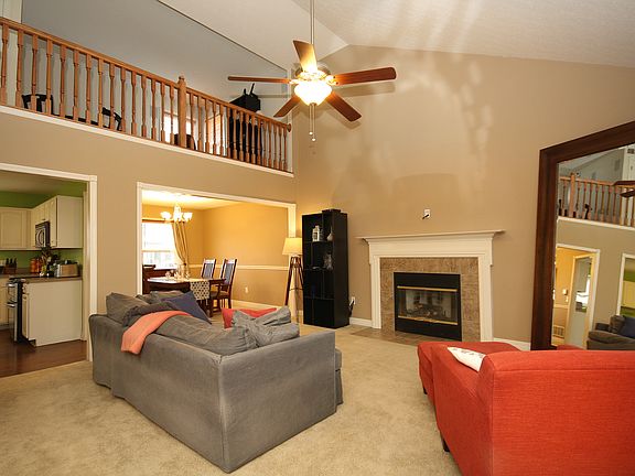2nd image of 5935 Winebrook Dr