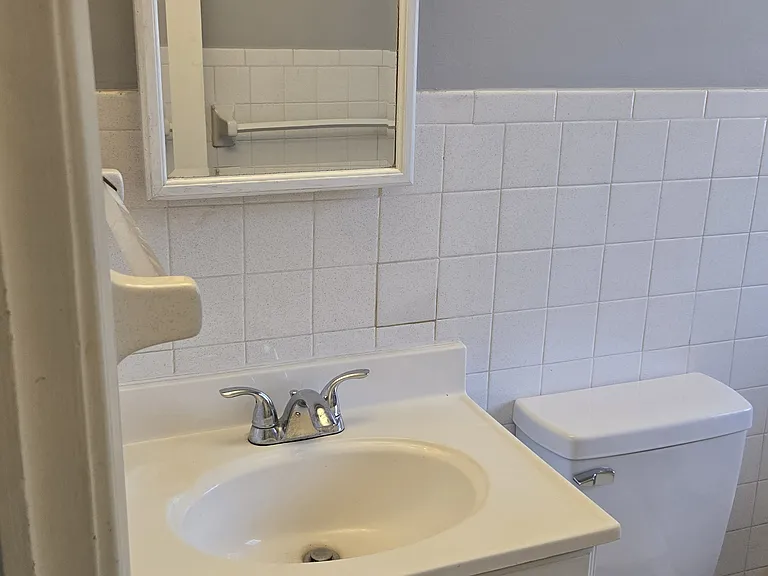 1st Floor Full Bath