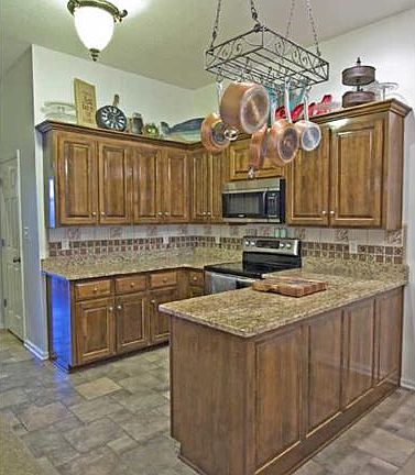 3rd image of 3174 Quincy Ln