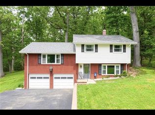 155 Woodland Dr, Aliquippa, PA 15001