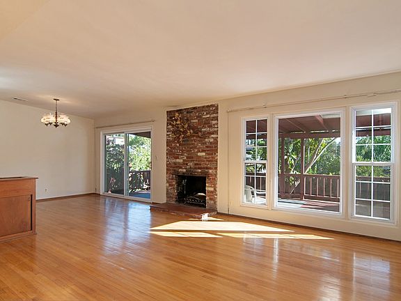 2nd image of 8607 Alpine Ave