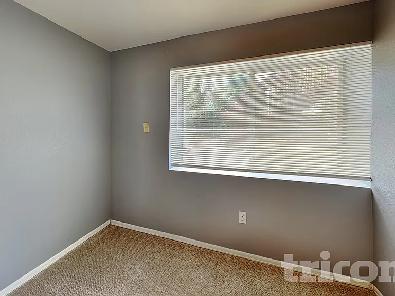 5389 S Bahama Ct — Photo 14