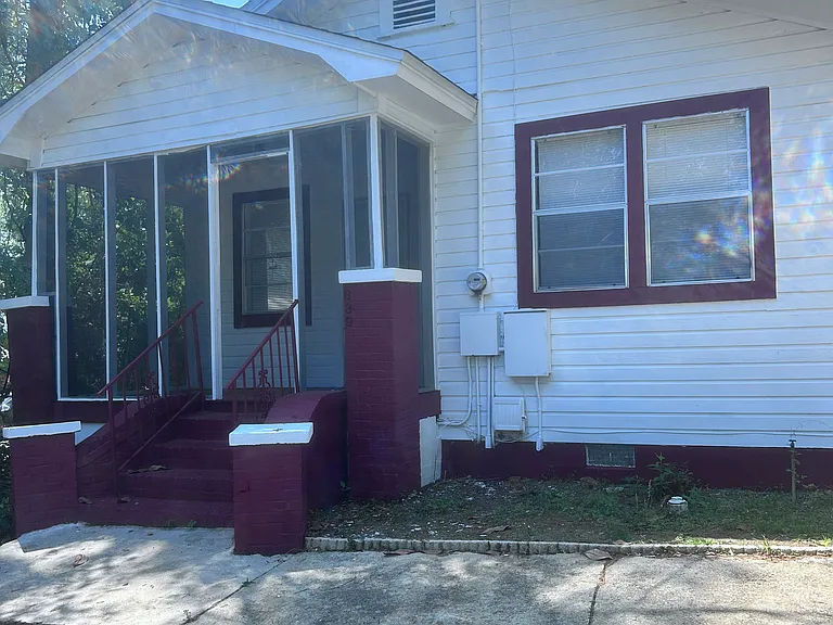 839 W Georgia St — Photo 4