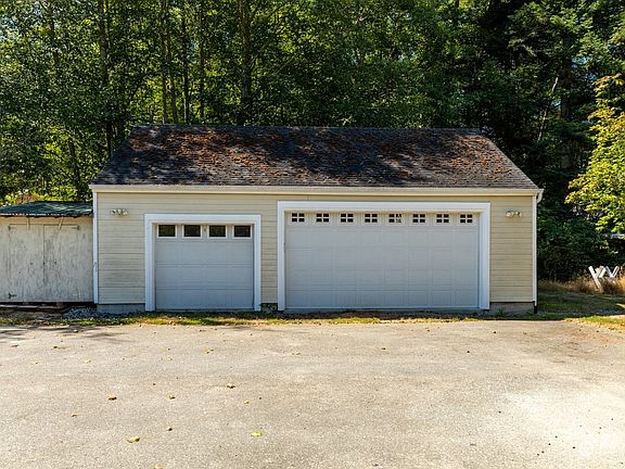 5th image of 2200 Wellman Place