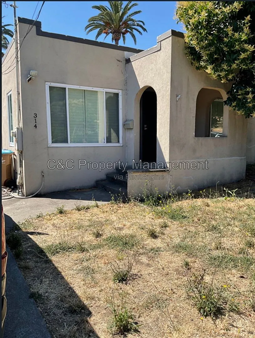 2 bed, 1.0 bath, 1047 sqft, $2,995 — Photo 1