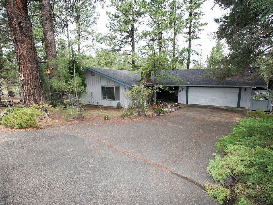 1st image of 61207 Mokas Ct
