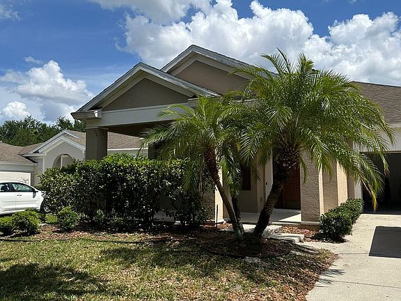 3rd image of 2211 Pine Oaks Trl