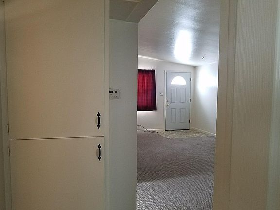 3rd image of 1402 E Harrison St