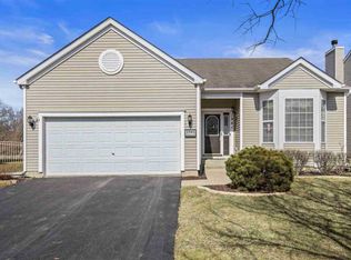 1941 Sebastian Dr, Woodstock, IL 60098