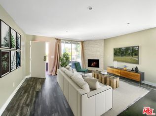1529 S Bundy Dr APT 102, Los Angeles, CA 90025