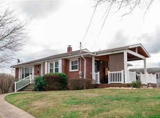 5029 Clifton Dr, Aliquippa, PA 15001