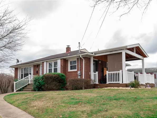 5029 Clifton Dr, Aliquippa, PA 15001