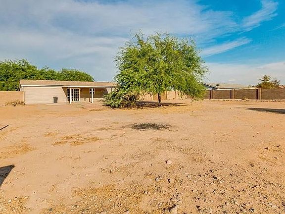 3rd image of 41148 N Desert Thistle Trl