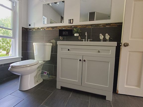 5th image of 19 Court St #1