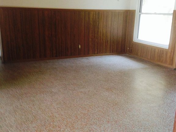 2nd image of 313 Granada Ct