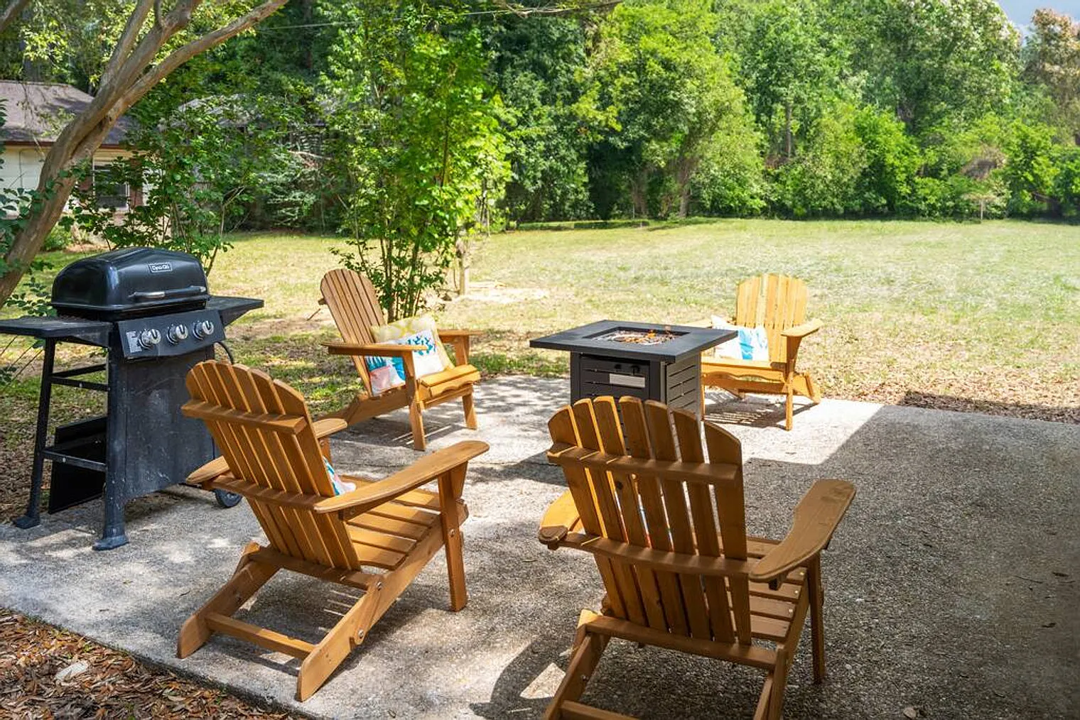 2 bed, 1.0 bath, 893 sqft, $3,849 — Photo 3