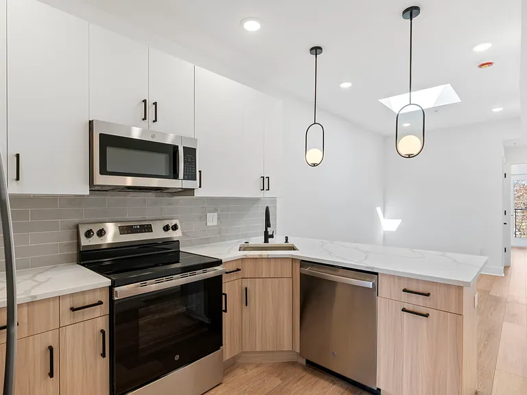 Brand New Apartments In Brewerytown — Photo 2