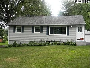 2538 41st St NE photo 1