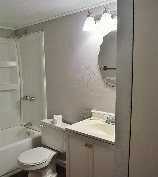5528 Adams Dr — Photo 9