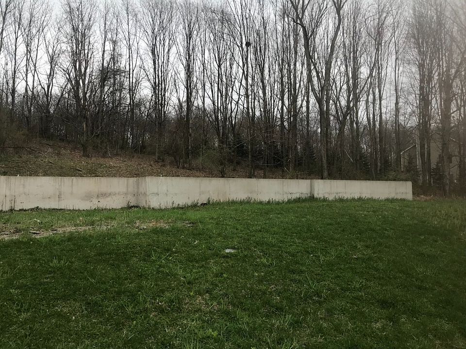2nd image of 14 Rockport Rd