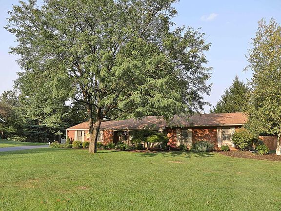 3rd image of 53 S Courtland Dr