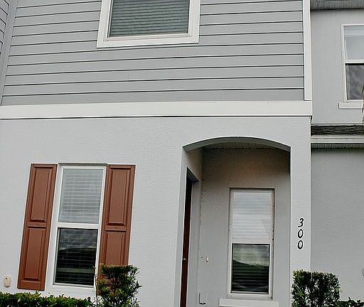 2nd image of 300 Primrose Dr